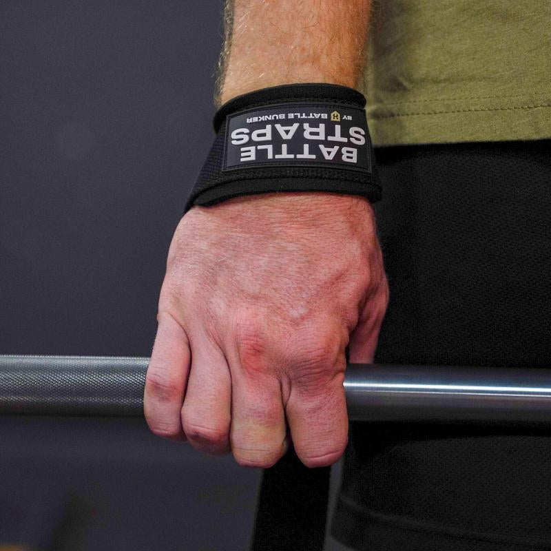 Battle Bunker Lifting Straps 18" Length, 2 Straps per Pack for Powerlifting, Bodybuilding, and Hybrid Fitness - Premium Padded Design